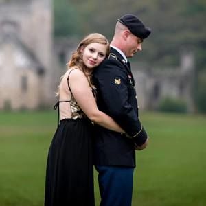 Meet your Posher, Hayley